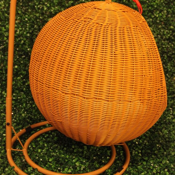 Egg chair - Picture 3 of 8